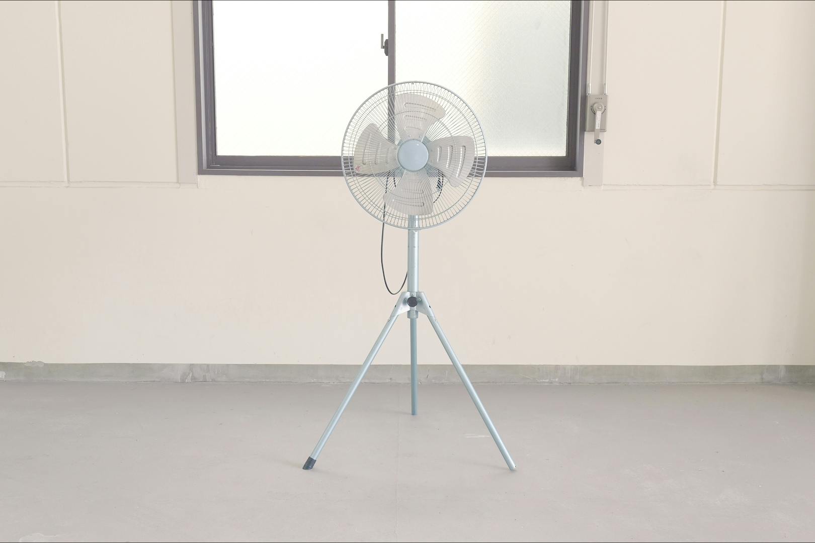 備品:扇風機