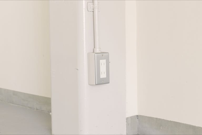 設備:コンセント