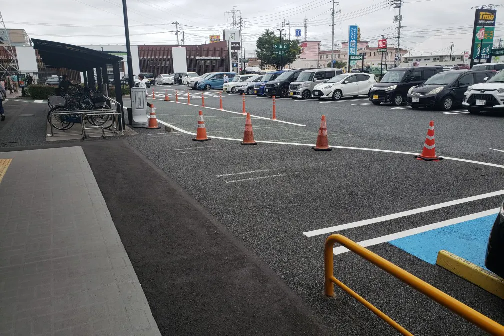 【天満屋ハピーズ大安寺店】正面入口駐車禁止スペース 各種プロモーション、会員獲得イベントに最適な屋外催事イベントスペース