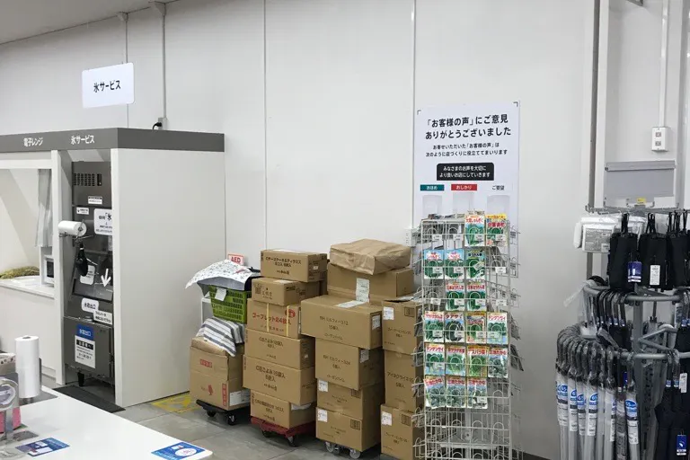 【西友 松川店】店内入口横(レジ前) プロモーション用途や物販、食物販のポップアップストアに最適なスーパー店内催事イベントスペース