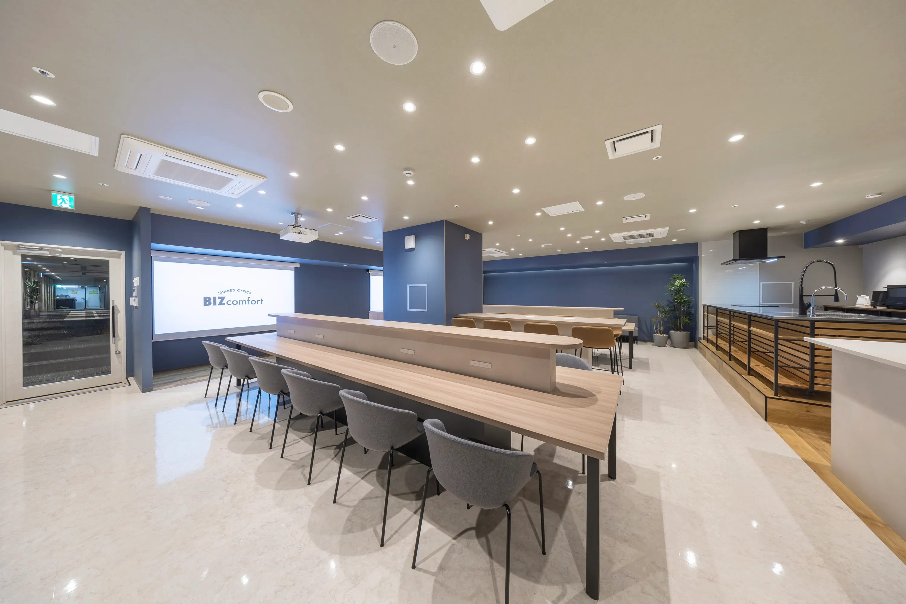 【北浜駅4分｜BIZcomfort北浜】 B1イベントスペース｜セミナー・展示会に  