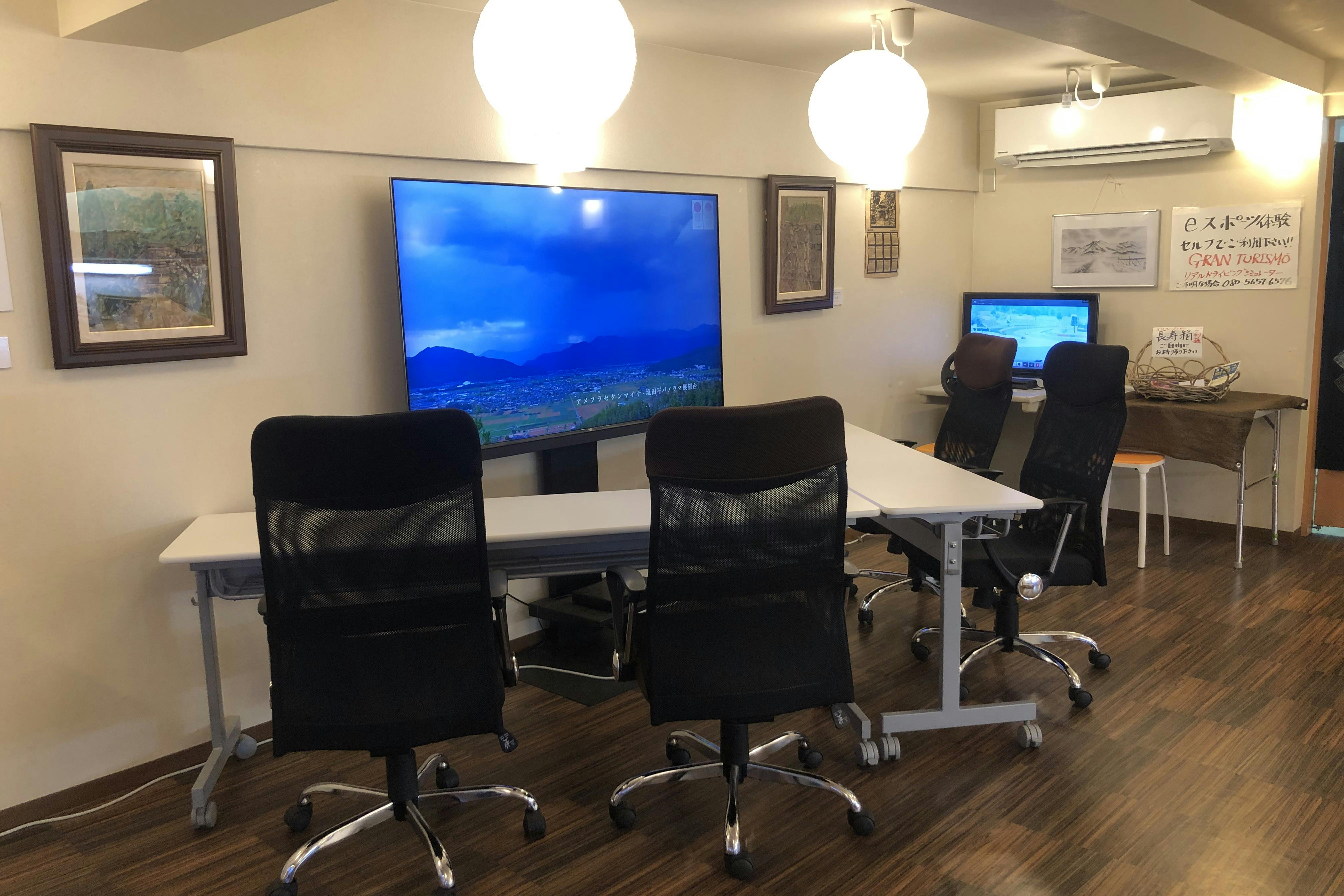 店舗内(入口から左側)