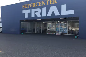 【スーパーセンタートライアル叶店】【ポーチ前:左側(T)】食物販の出店が可能なトライアルマルシェ(キッチンカー/テント・スペース)