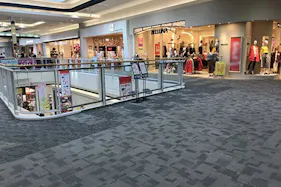 【イオンモール盛岡】2F 西ブリッジ