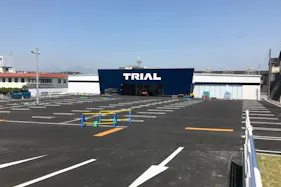 【スーパーセンタートライアル敷戸店】キッチンカー(調理営業)出店限定/屋外スペース