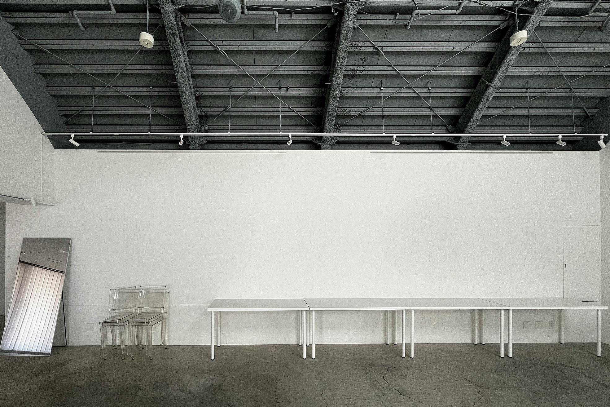 【代官山駅2分】展示会やポップアップストア、撮影に適した白壁コンクリート打ちっぱなしの200㎡越えのダイナミックな空間