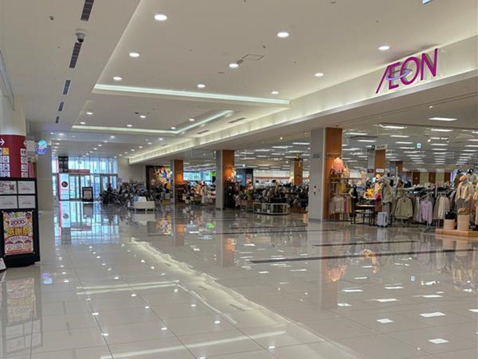 【イオンモール大牟田】イオン前通路の画像