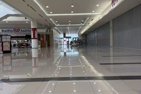 【イオンモール大牟田】イオン前通路