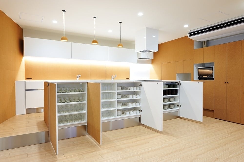【麹町駅3分】 撮影やパーティーに適した駅近好立地の本格的レンタルキッチンスペース