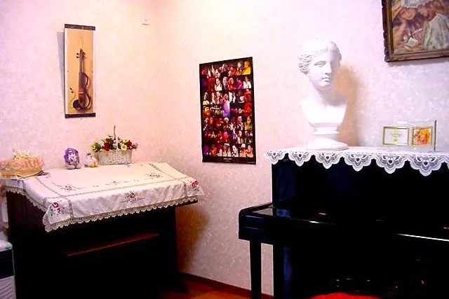 【西天下茶屋駅4分】アート展示や音楽イベント、撮影等に最適な戸建て住宅型イベントスペース