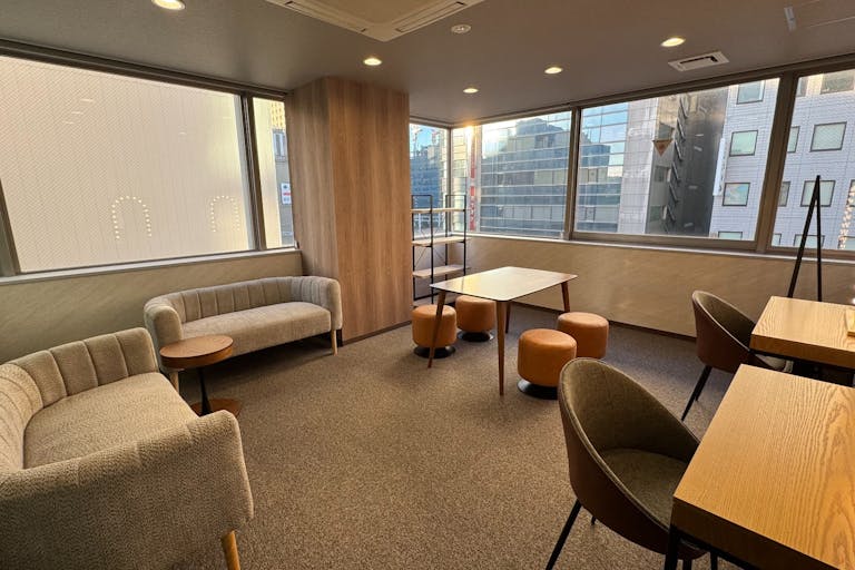 【控室6階③(有料)】- グレイドパーク 新橋駅前8F(銀座口)) の写真