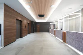 【新橋駅1分】各種パーティーやセミナーに適した黒を基調としたシックな雰囲気の貸切イベントスペース