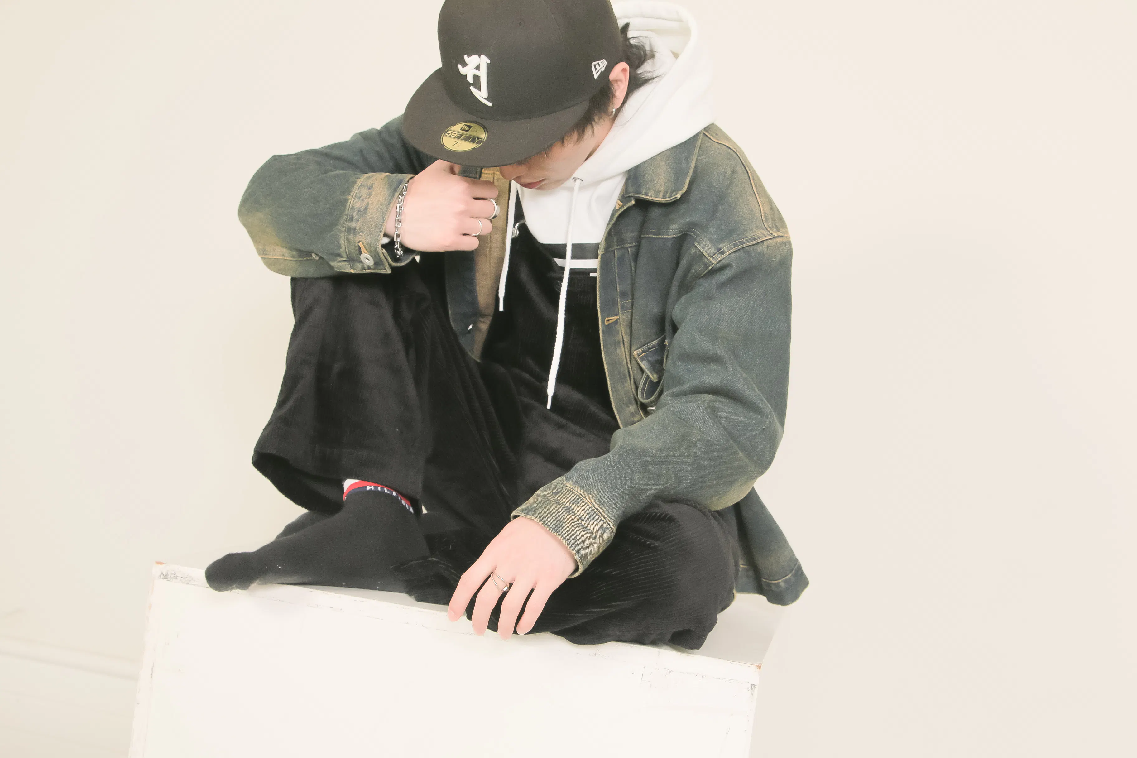 【大阪港駅4分】海近くのレトロビル1F|窓から自然光が入る広い空間|駐車2台可|ペット撮影要相談