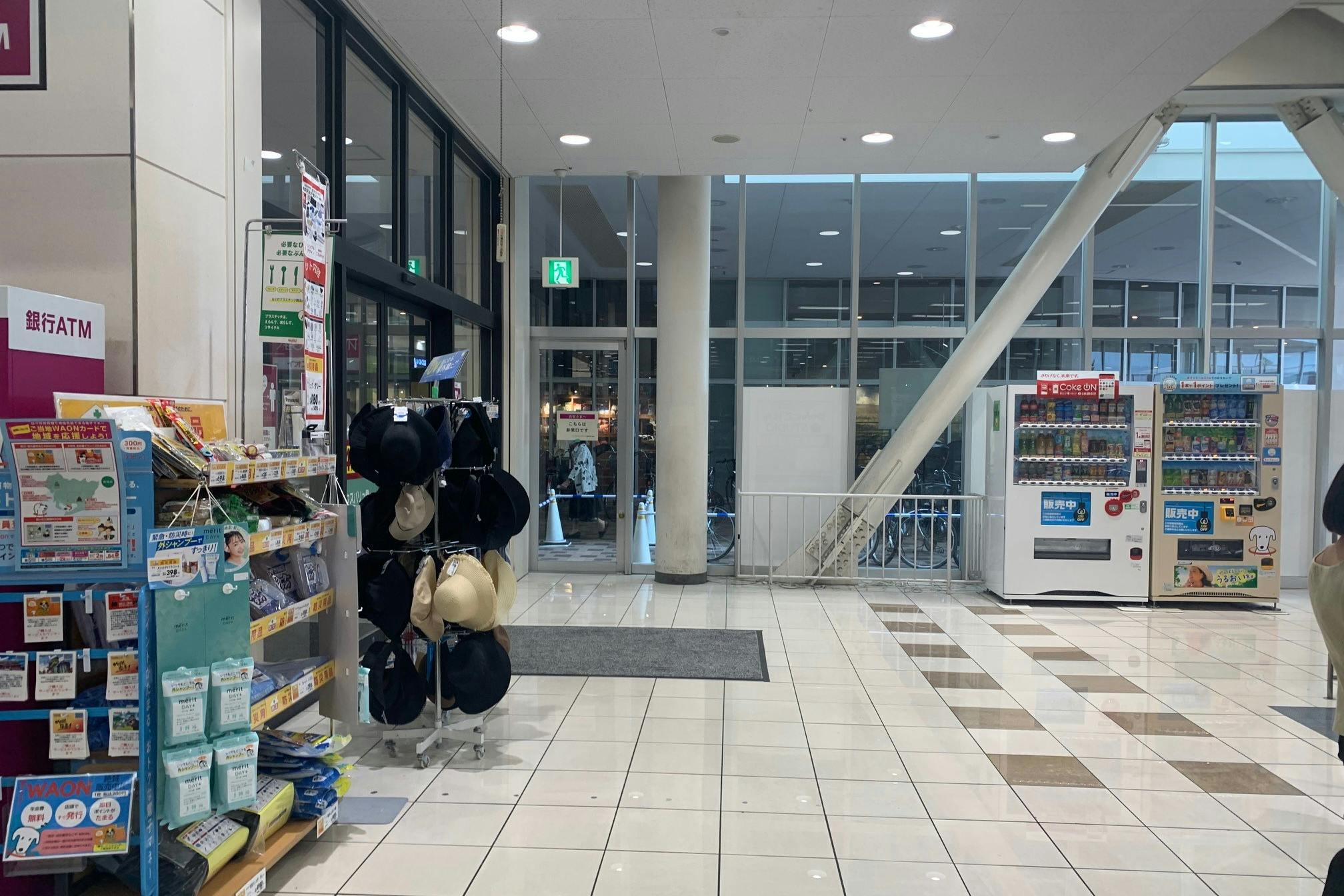 【イオンタウン千種/マックスバリュ風除室横】物販や食物販、セールスプロモーションに最適な風除室横のイベントスペース