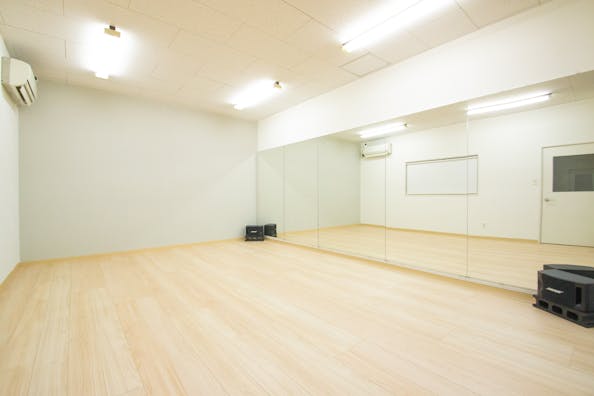 【佐野市駅6分】ダンス教室や撮影に活用できる音響・撮影設備が充実したイベントスペース