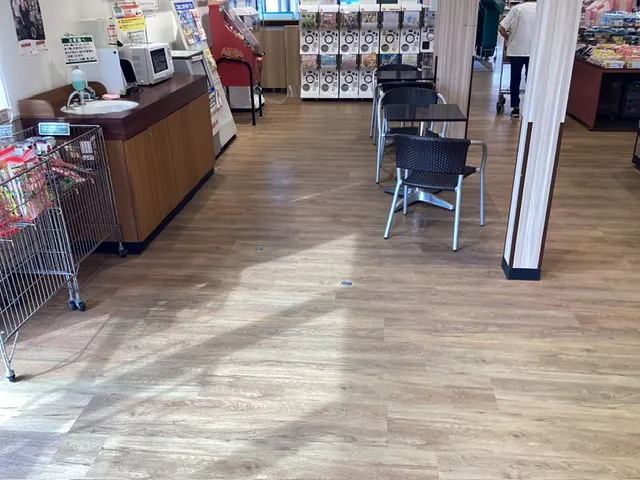 【天満屋ハピーズ郡家店】お客様休憩スペース前フリースペース 各種プロモーション、会員獲得イベントに最適な屋内催事イベントスペース