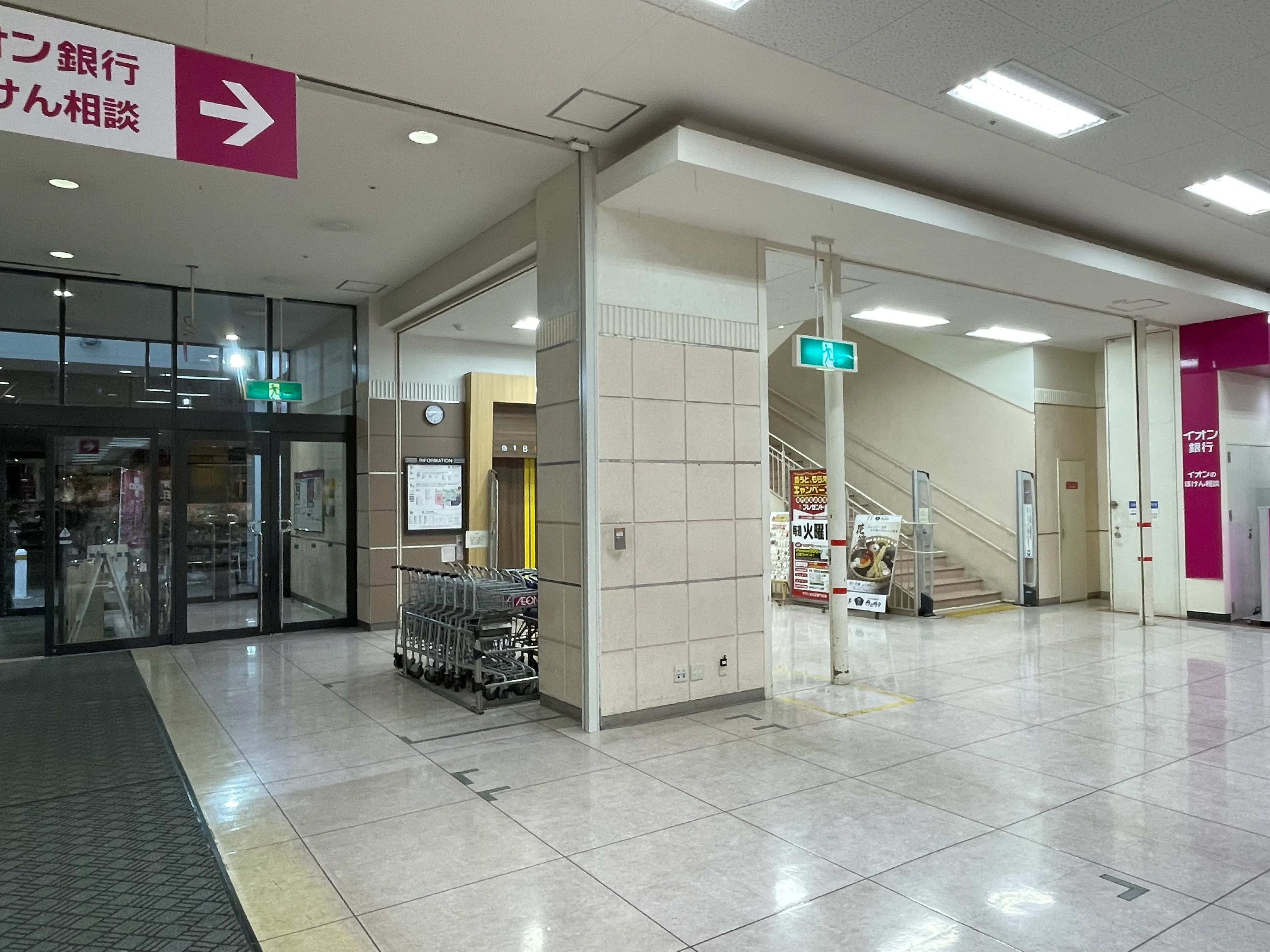 【イオン清水店】各種プロモーションや物販、食物販のポップアップストアに最適な1階専門店側入口前のイベントスペース