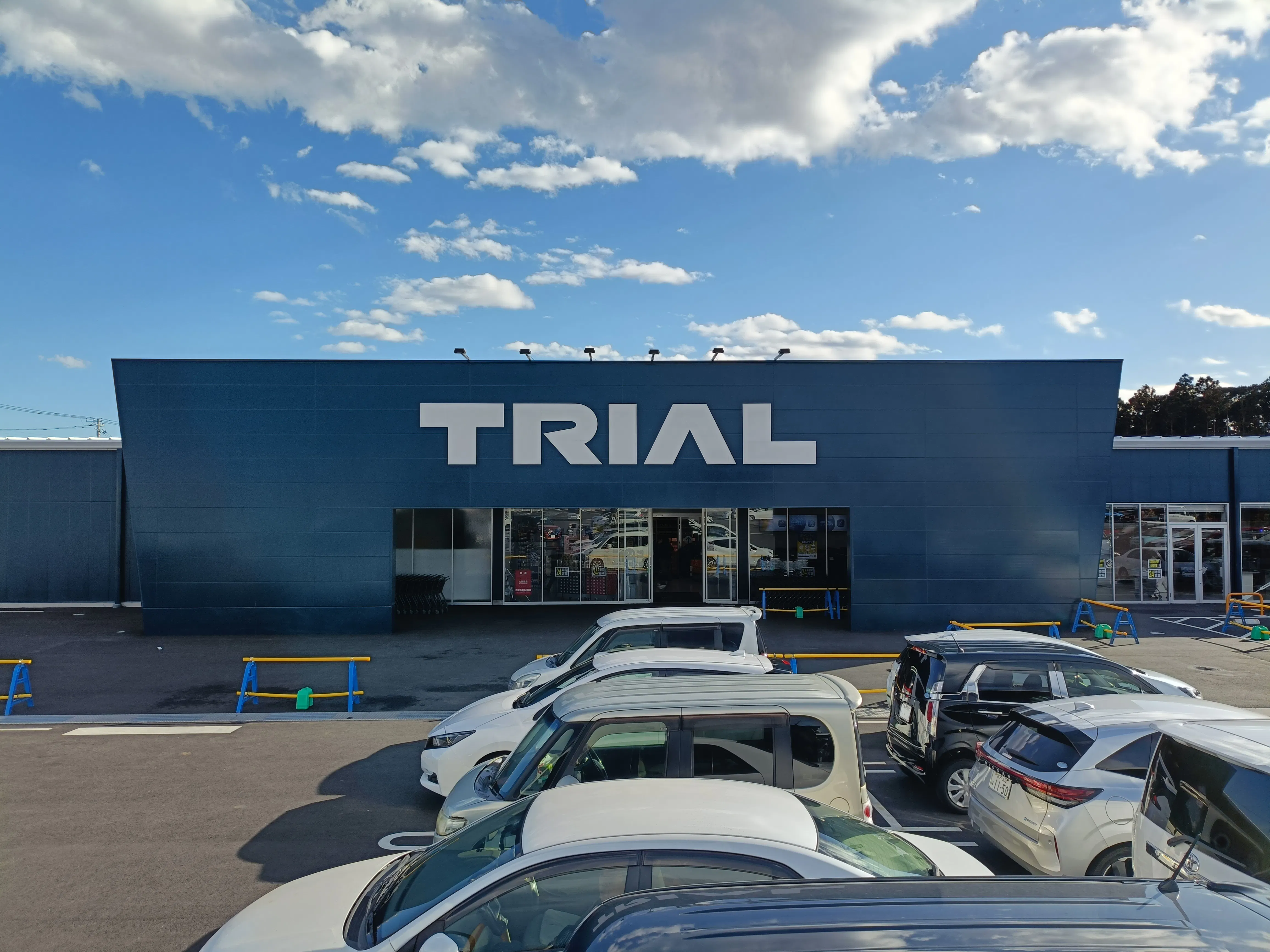 【メガセンタートライアル桜の郷店】キッチンカー・食物販・販促プロモーションの出店が可能な　Ⓒ 屋外催事スペース➀（※買取催事不可）