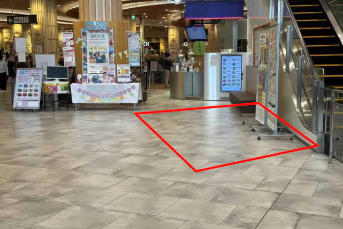 【イオンスタイル仙台卸町】1F中央エスカレーター横 販促プロモーションに最適なスーパー店内催事イベントスペース