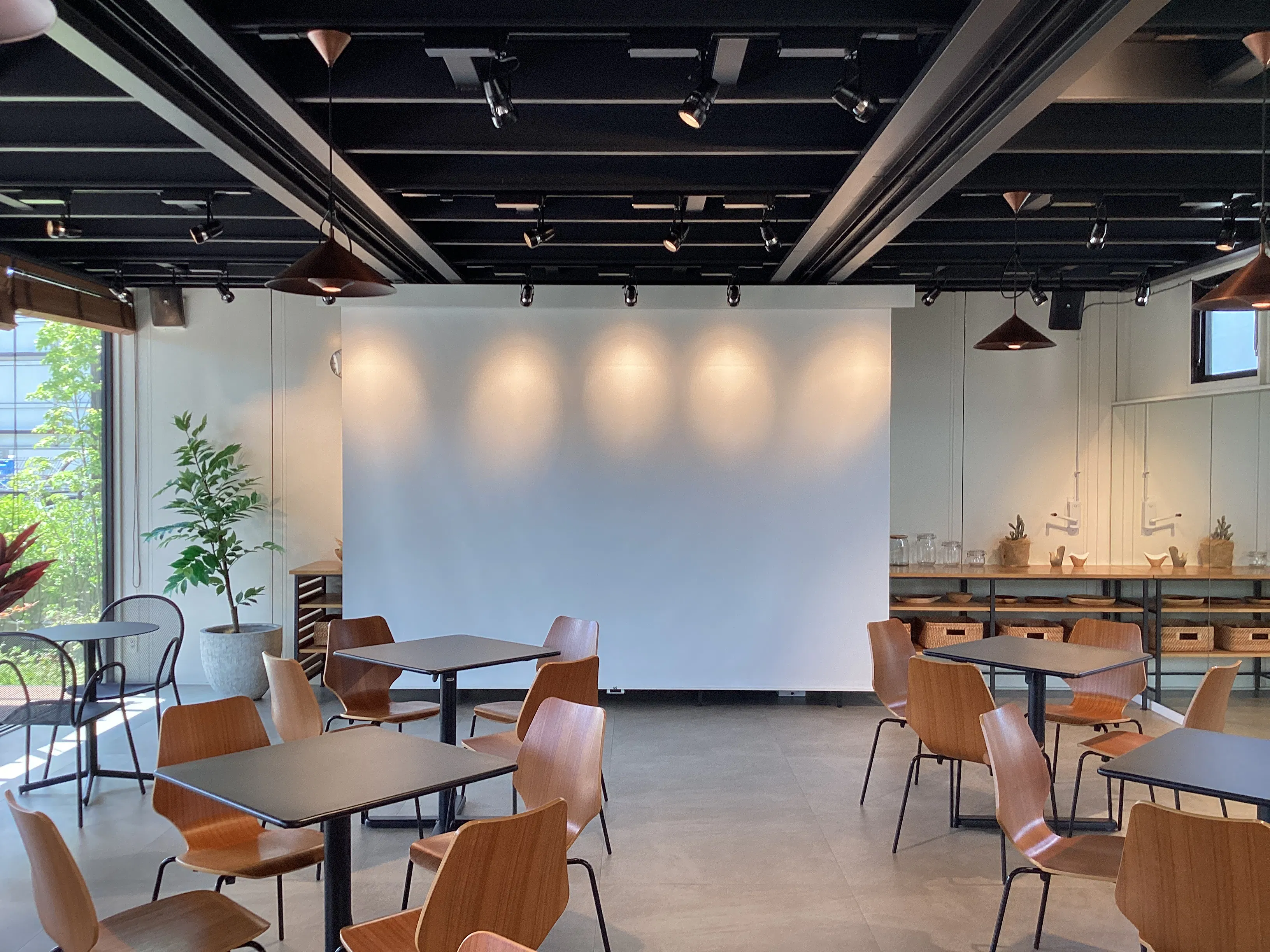 【穴川駅2分】自主企画マルシェやワークショップに最適なお手頃価格のレンタルスペース「Community」／敷地全体の貸切イベント開催も可能！