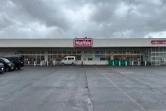 【マックスバリュ小坂】屋外スペース 販促プロモーションや物販に最適なスーパー店外催事イベントスペース
