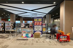 【イオンタウンふじみ野】各種プロモーションイベントや物販等に最適な地域密着型のショッピングセンター内3階エスカレーター横にある視認性高いイベントスペース