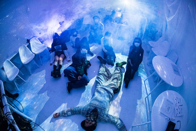 部屋全体の映像演出も可