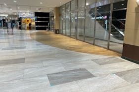 【イオンモール北大路】1F・南モール①(北側)