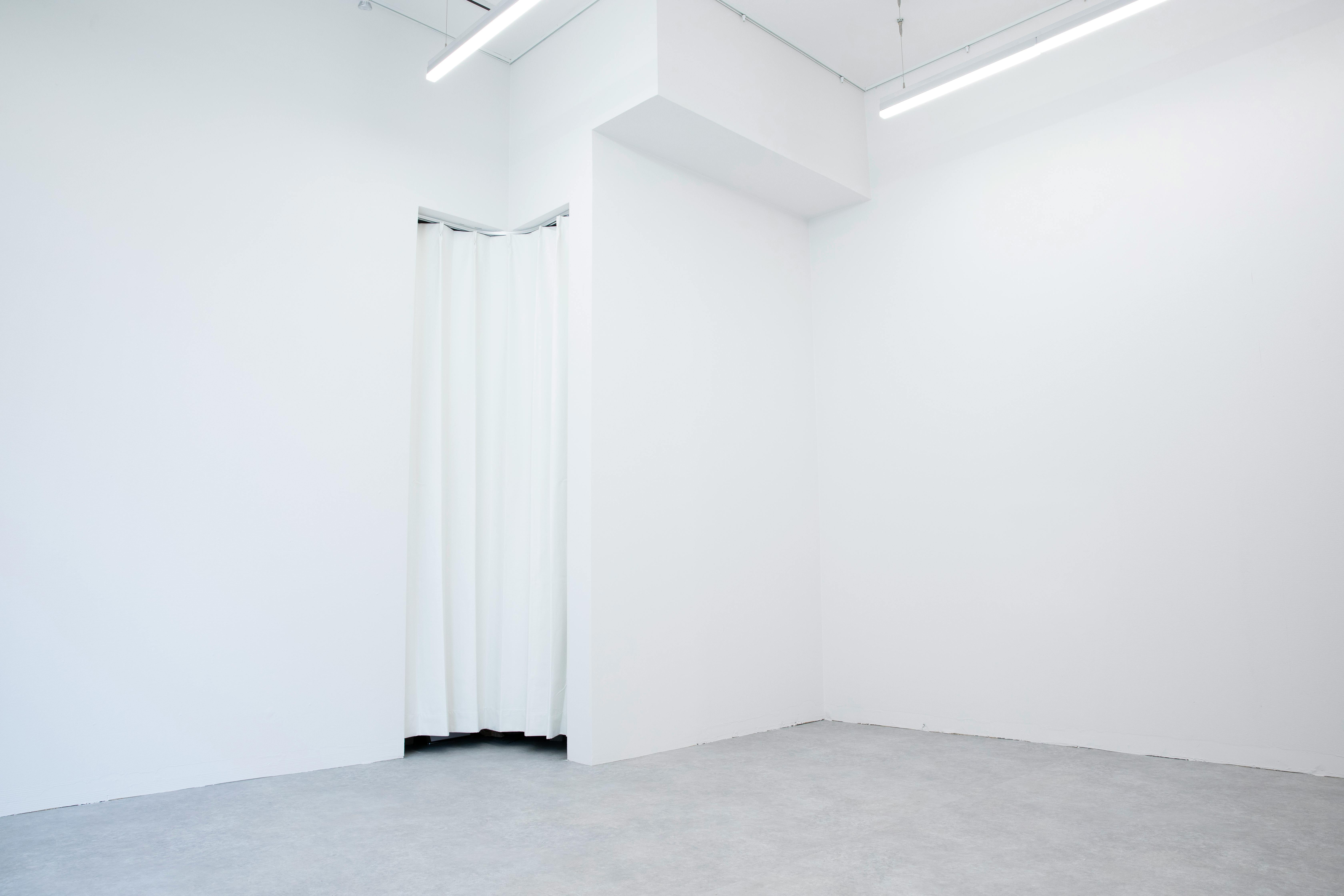 【高円寺駅5分|新規受付再開!】展示会やポップアップストア、個展等のアートギャラリー用途に最適な白を基調としたイベントスペース