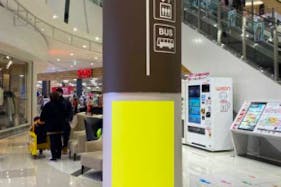 【イオンモール今治新都市】モール内広告 柱巻き