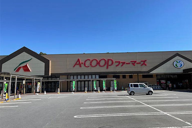 【Aコープファーマーズ富士見店】プロモーションや物販に最適な屋外軒下スペースの画像2