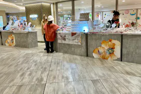 【本厚木ミロード】【本厚木駅 改札前】本厚木ミロードイースト イベントスペース