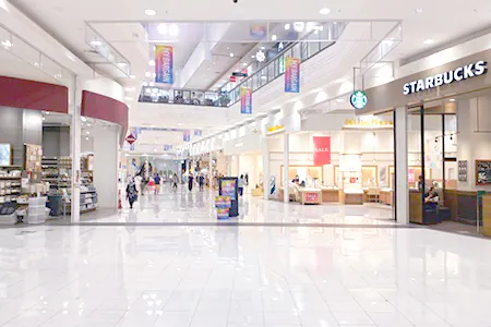 【イオンモール佐野新都市】プロモーションや物販、食物販のポップアップストアに適した1F セントラルコート横の催事イベントスペース