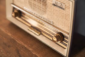 【練馬駅9分】ポップアップストアや展示会に最適なヴィンテージ什器が揃った1Fイベントスペース