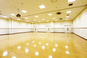 【イオンモール高知】2F　イオンホールAB