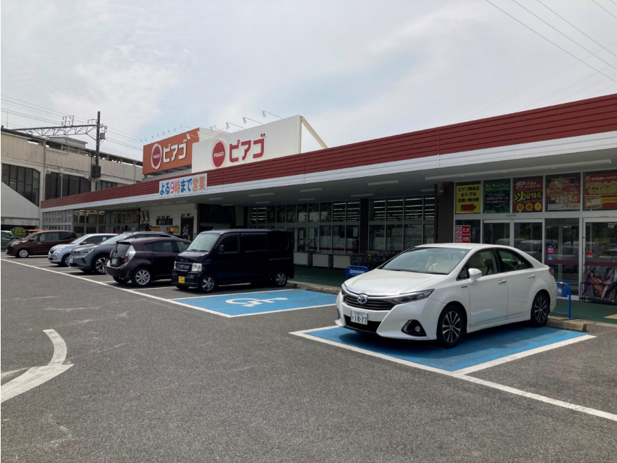 【ピアゴ上和田店】販促プロモーションや食物販に最適な1Fフードコート横のイベントスペース