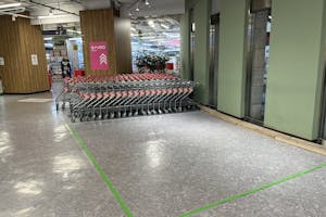 【リバーウォーク北九州】物販やプロモーションに利用可能な人気スーパーマーケット隣接B1F催事イベントスペース(SC-10-2)