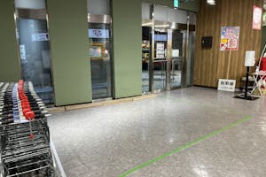 【リバーウォーク北九州】物販やプロモーションに利用可能な人気スーパーマーケット隣接B1F催事イベントスペース(SC-10-2)