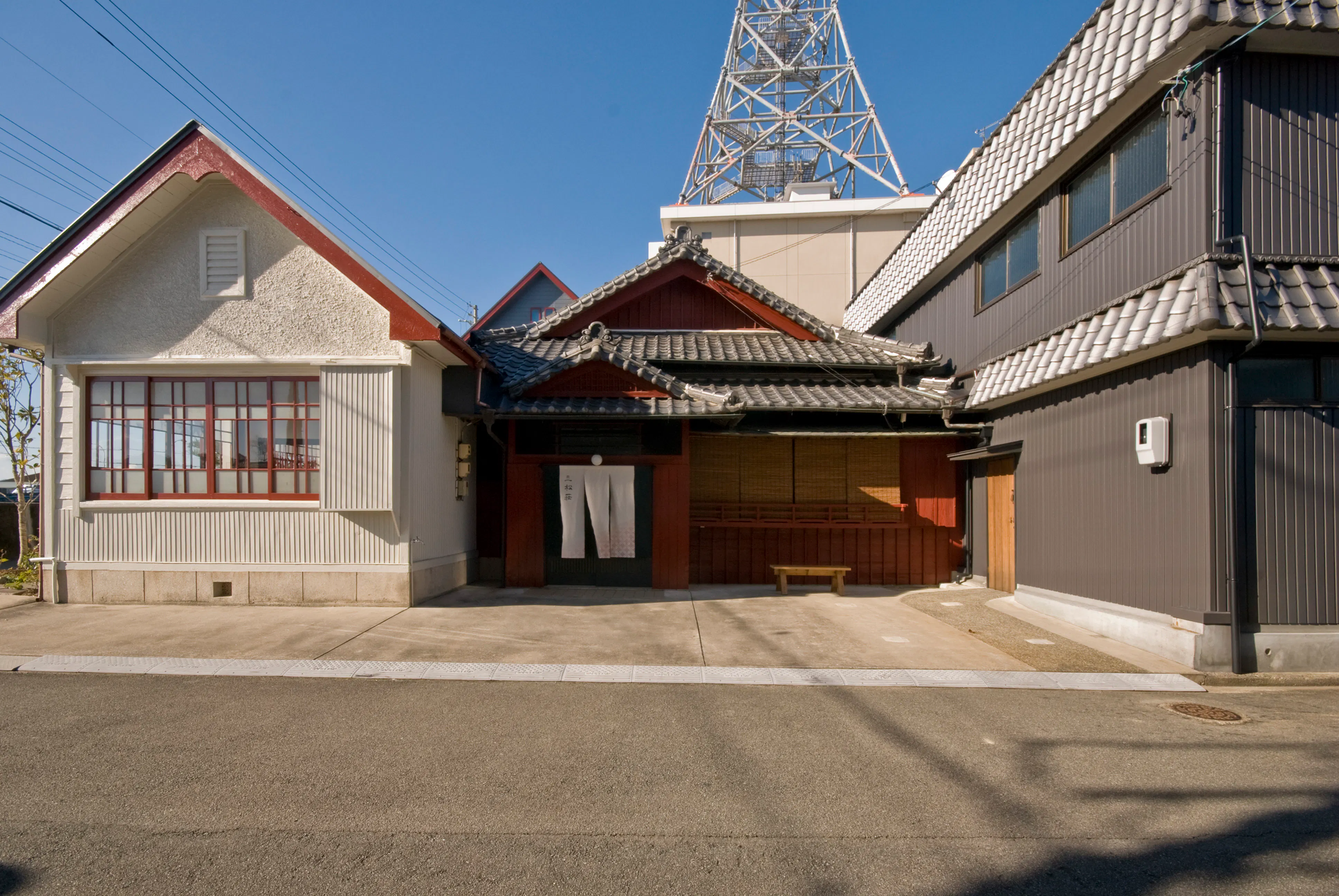 【近鉄津新町駅10分】ギャラリー・撮影やワークショップ等の様々な用途に適した歴史ある古民家スペース
