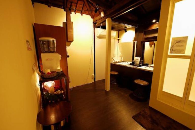 【千駄木駅2分】ロケや撮影会等の撮影用途、ワークショップやオフサイトミーティングに最適なレトロな雰囲気の古民家一棟貸しスペースの画像2