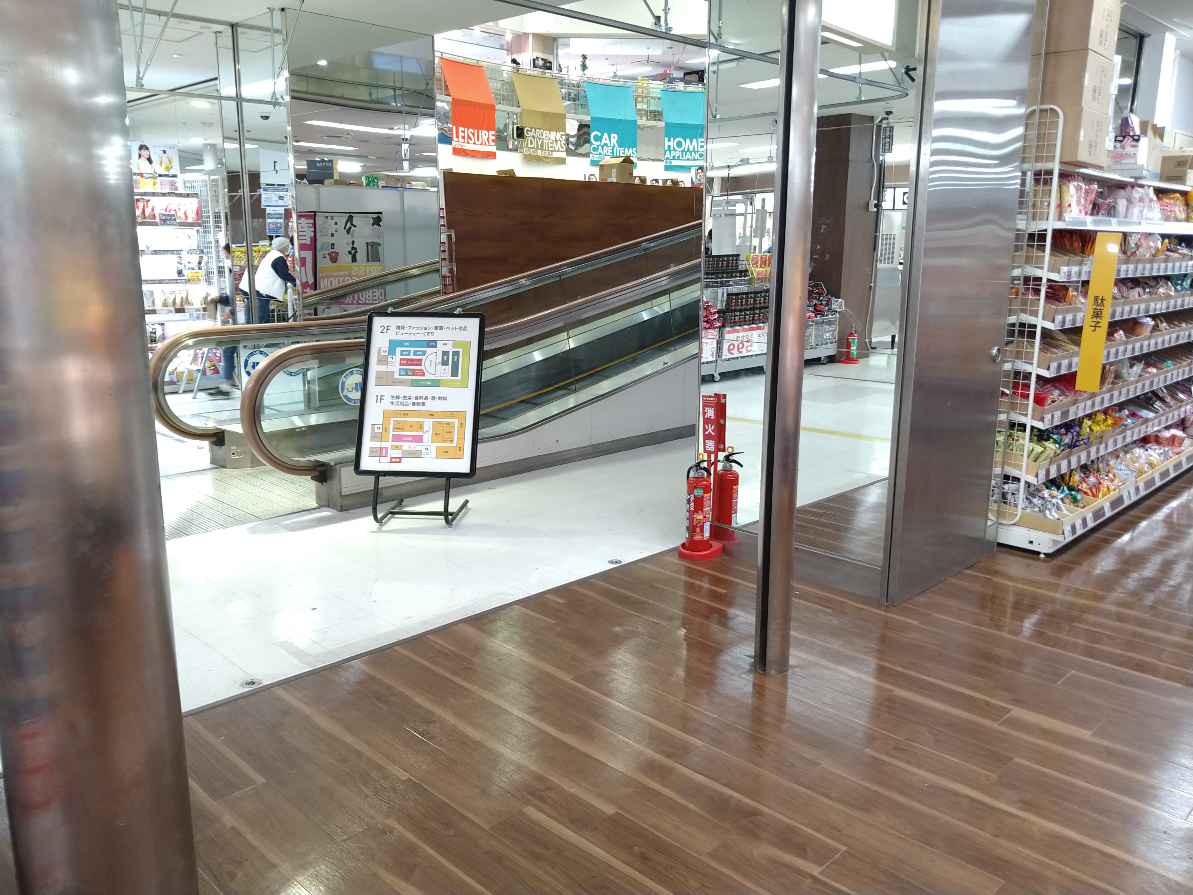 【メガセンタートライアル宇都宮店】出張販売やポップアップストアに適した視認性の高い1階スローブ横スペース【買取催事不可】