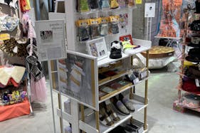 【ラフォーレ原宿/明治神宮前駅1分】愛と狂気のマーケット ポップアップストアやアート展示、商品PR等に最適、販売員スタッフ不要なラック(什器持込)