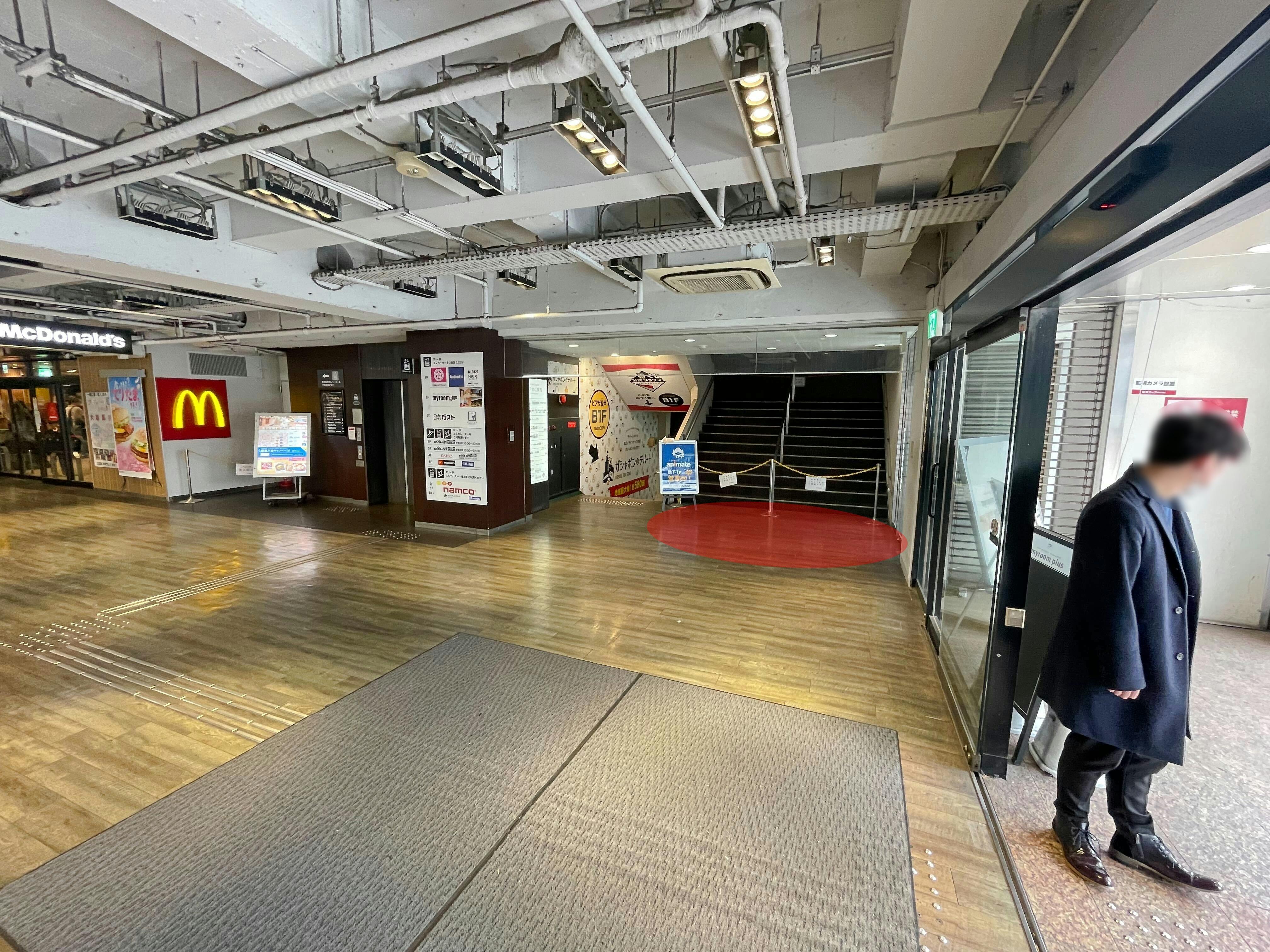 【ピアザ松戸/松戸駅東口直結】プロモーションイベントや小規模な物販に最適な駅出口直結の商業施設内エントランス近くのイベントスペース(3B)