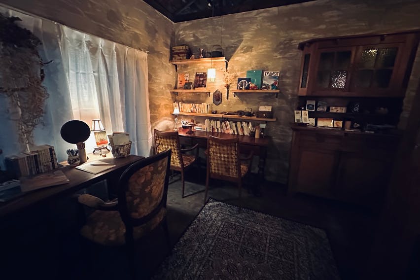 【浅草駅9分】撮影や展示会に適したのヴィンテージ家具で装飾したレンタルギャラリー