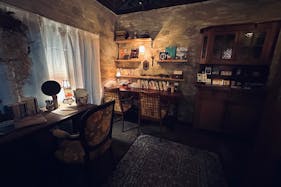 【浅草駅9分】撮影や展示会に適したのヴィンテージ家具で装飾したレンタルギャラリー