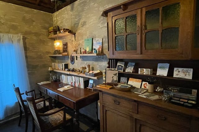 【浅草駅9分】撮影や展示会に適したのヴィンテージ家具で装飾したレンタルギャラリー