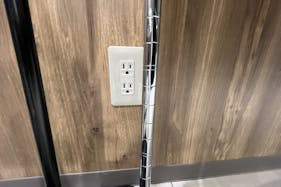 【買取NG】【オークワ 豊橋ミラまち店】プロモーションが実施可能なイートイン内スペース