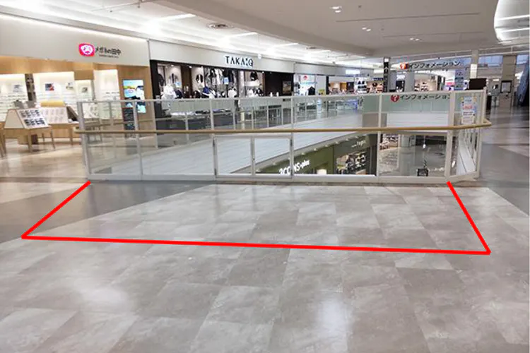 【イオンモール日吉津*】西館2F センターブリッジ