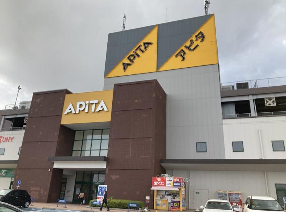 【アピタ鳴海店】販促プロモーションや食物販に最適な1F中央コンコースのイベントスペース