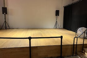 【アソビル:ASOBUILD】アパレルの展示販売や携帯キャリア等の販売促進プロモーション、ワークショップに最適な駅チカ商業施設の1階にあるイベントスぺース